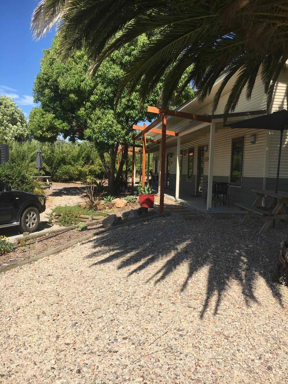 The Grape And Olive At Willunga Hotel ภายนอก รูปภาพ